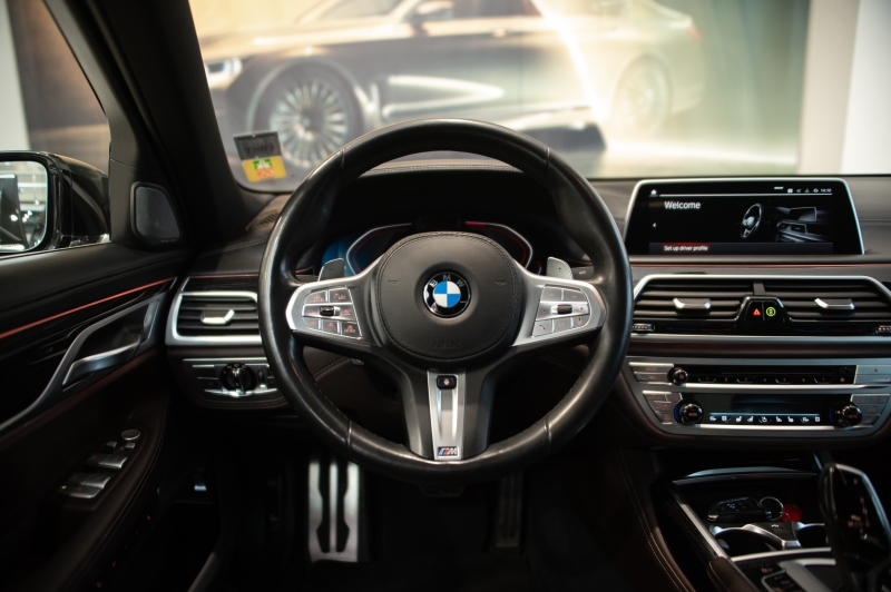 BMW 730 2019