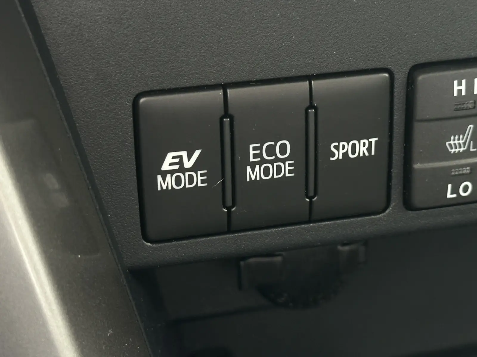 e8d2a0c5c4e8b38153685dbaa49900706a8c3a36dc1af.jpg