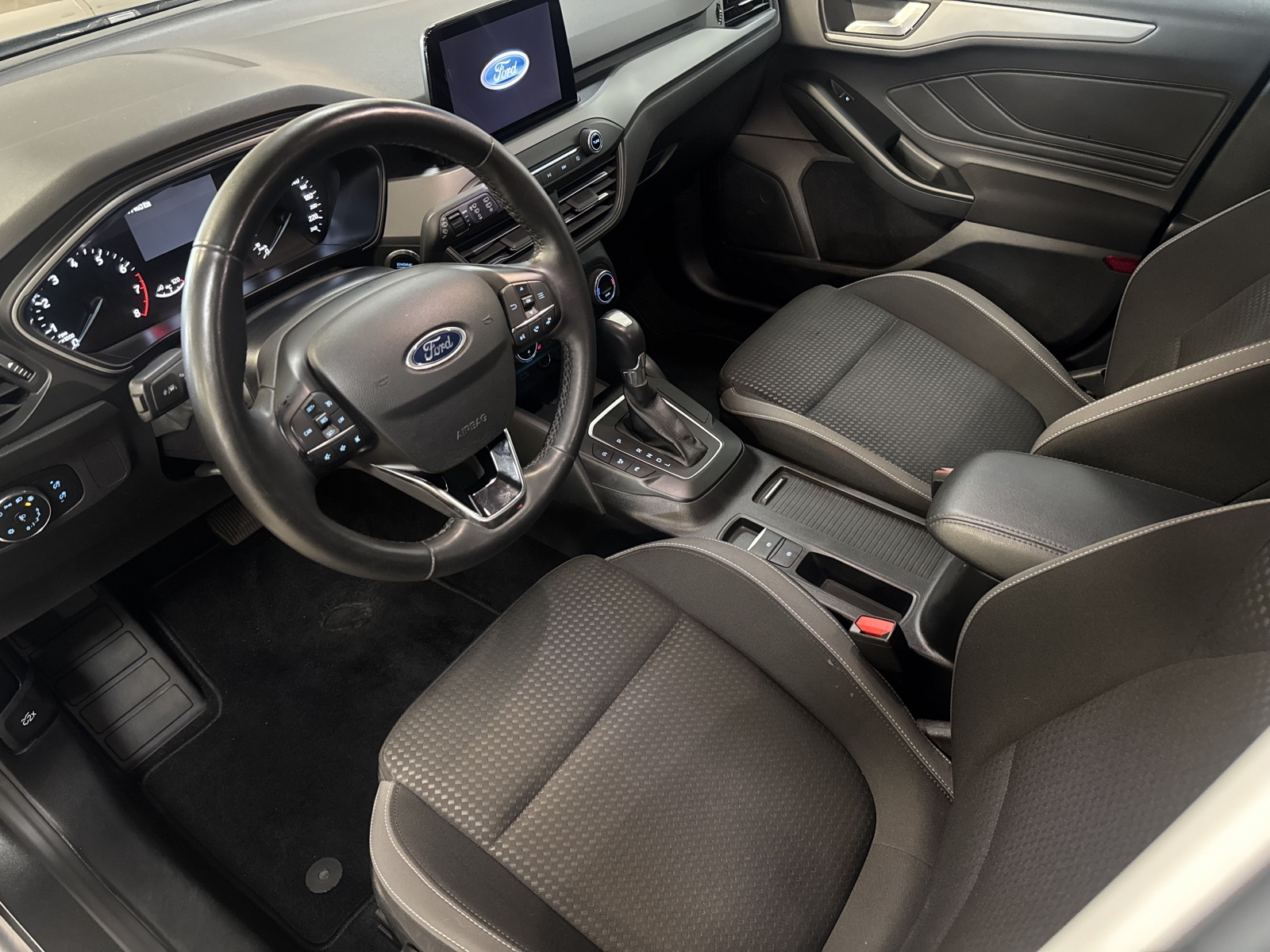 Ford Focus Connected SW MHEV