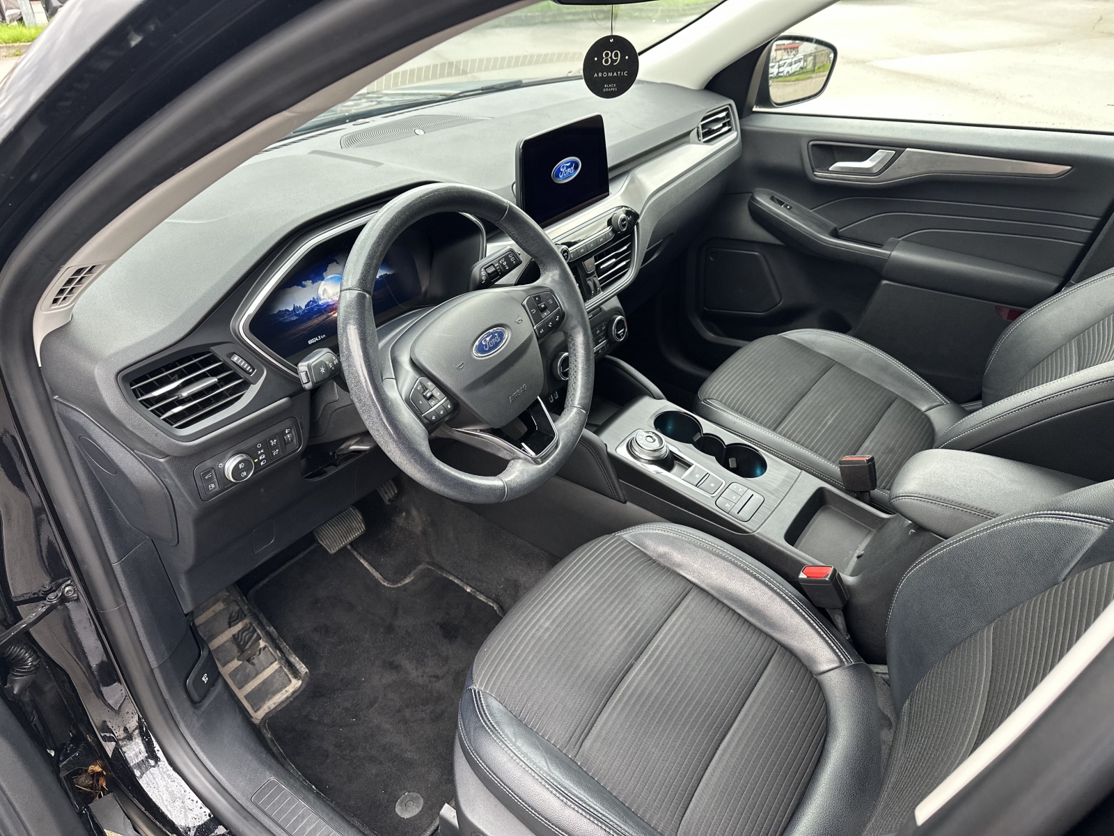 Ford Kuga TITANIUM 2,5 L DURATEC PLUG-IN HYBRID 225 AG CVT