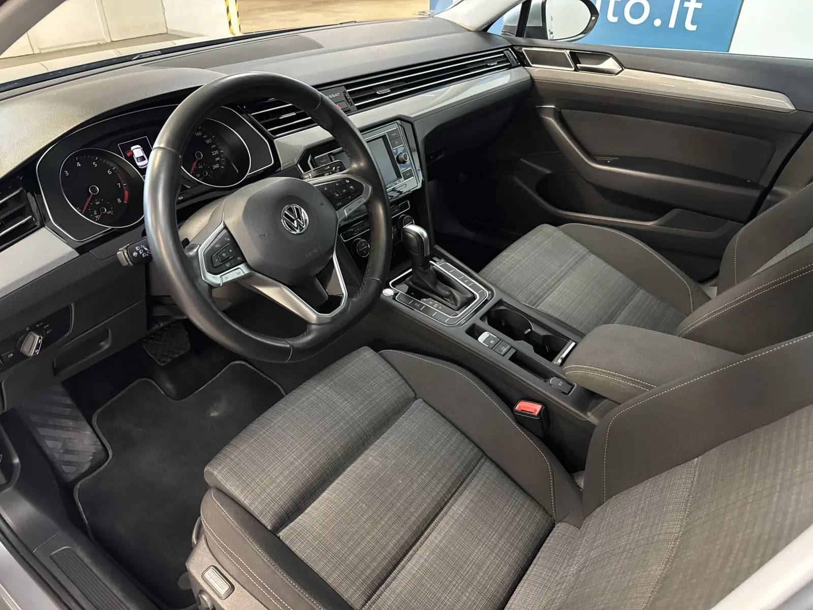 7c9842f028b7156c7c3a8643dbdc49a969faffeb12759.jpg