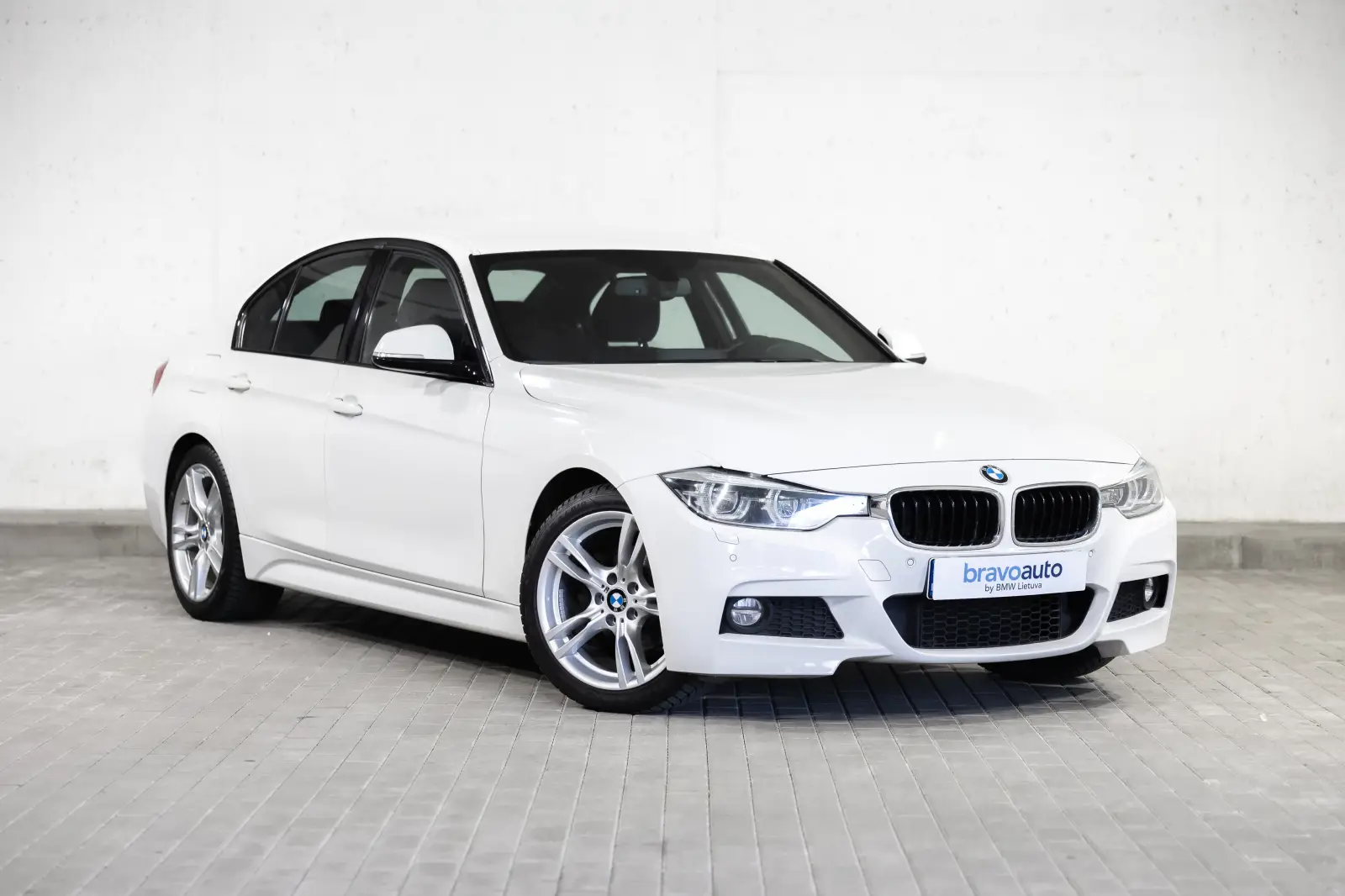 BMW 320 i