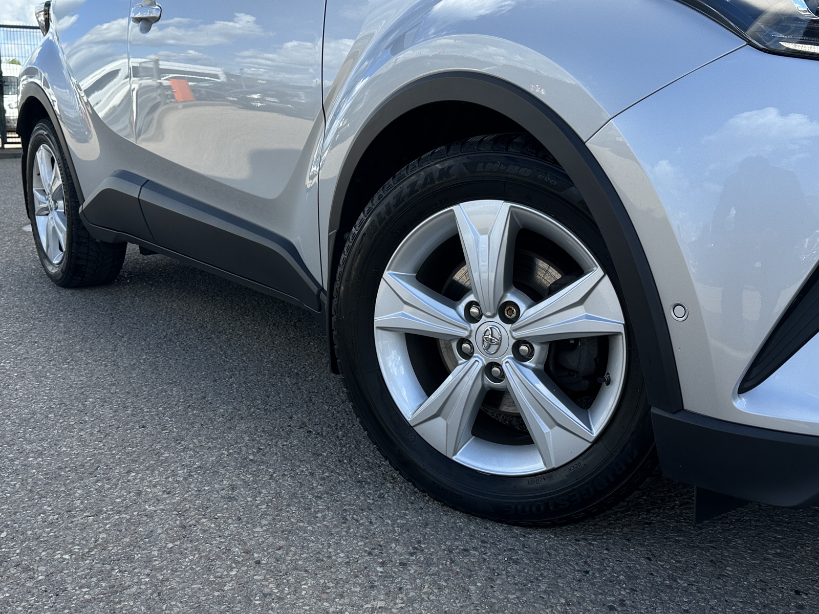 Toyota C-HR Hybrid