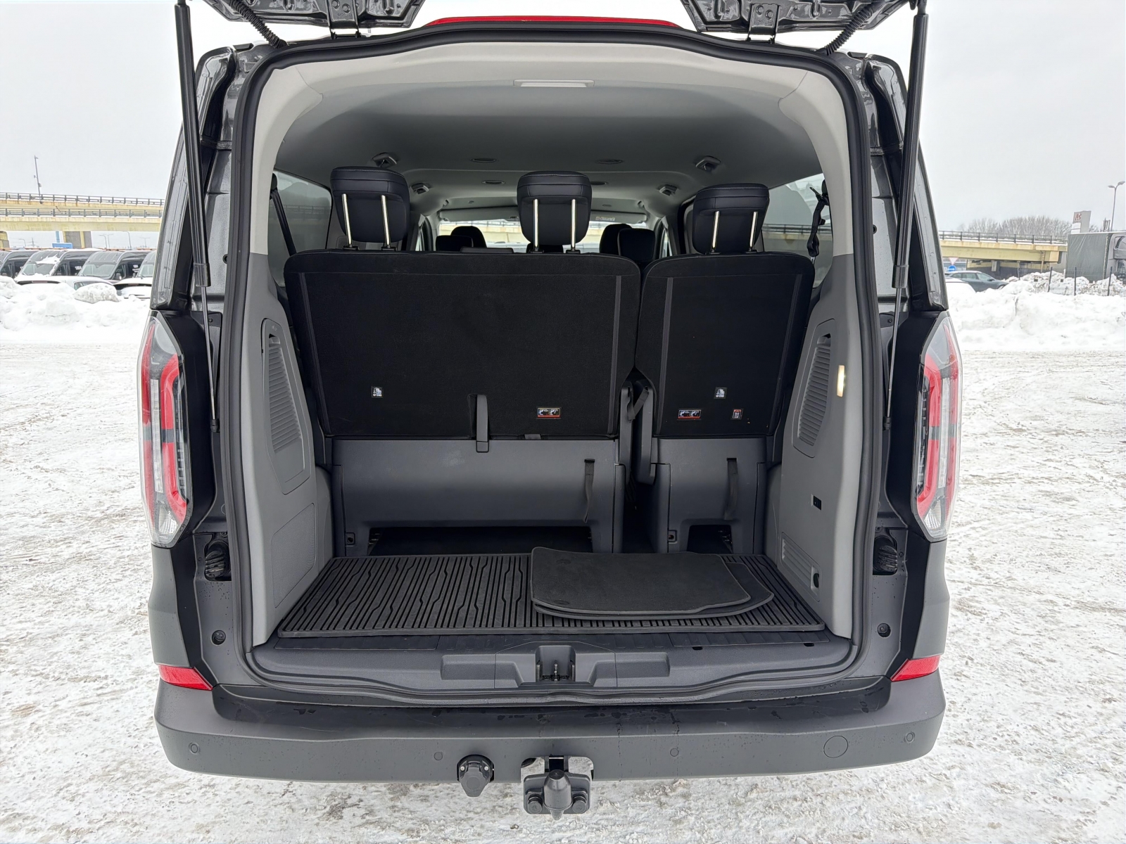 Ford Tourneo Custom Active 320L