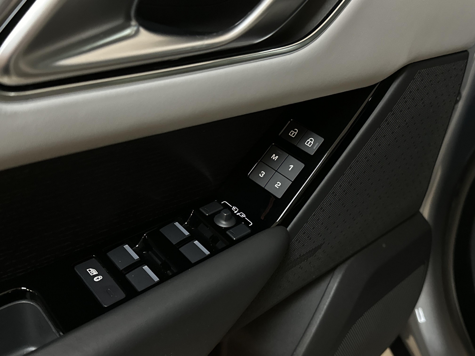 Land Rover Range Rover Velar D300 Autobiography