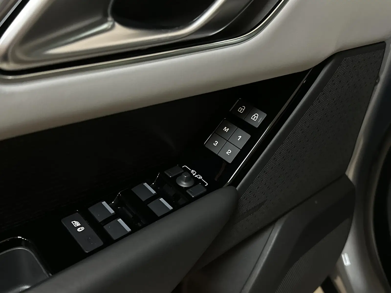 Land Rover Range Rover Velar D300 Autobiography