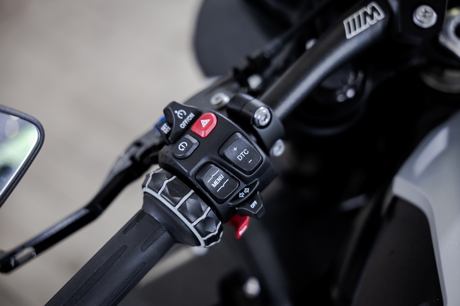 BMW (moto) M 1000 R