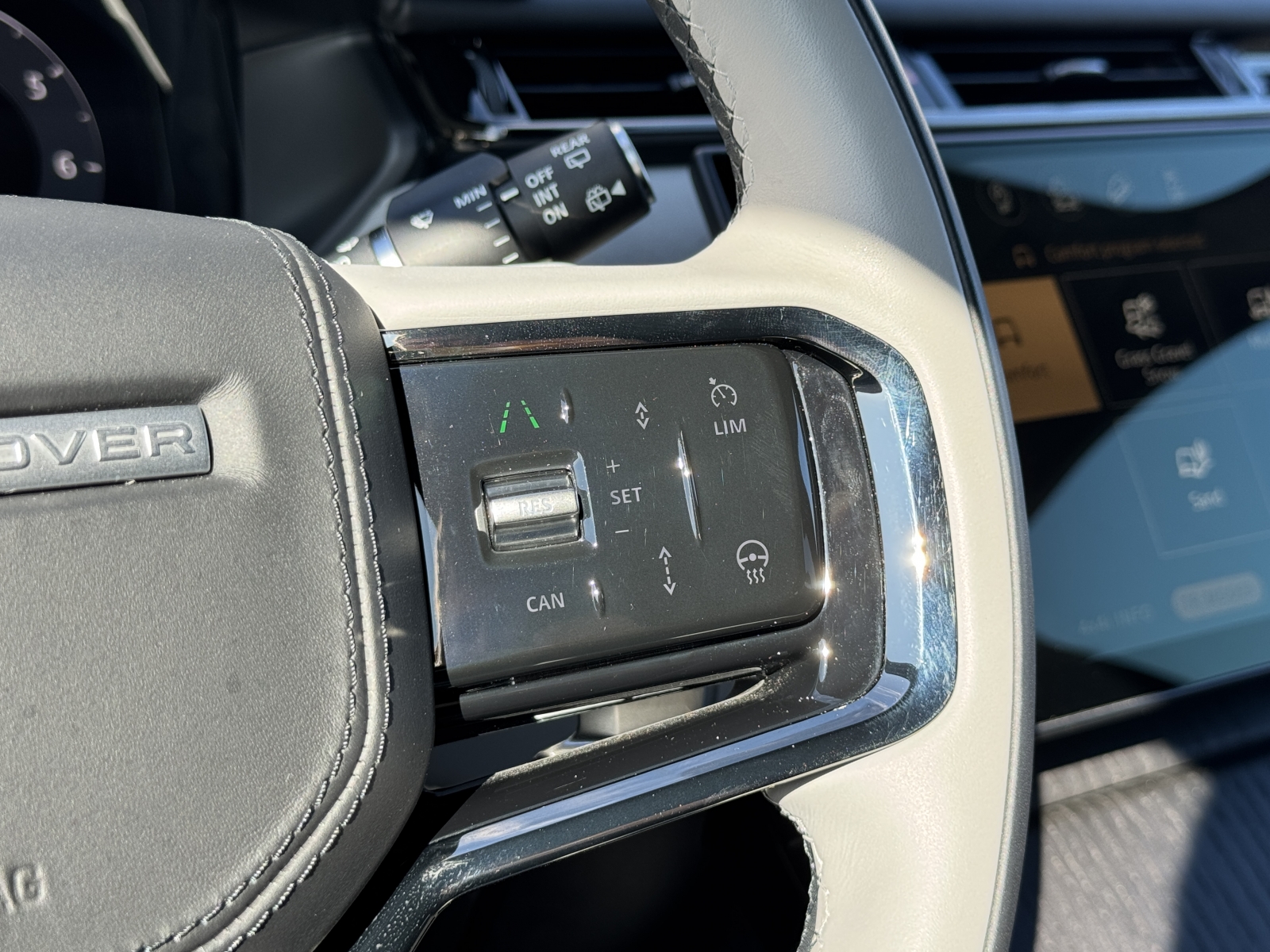 Land Rover Range Rover Velar P400 DYNAMIC SE