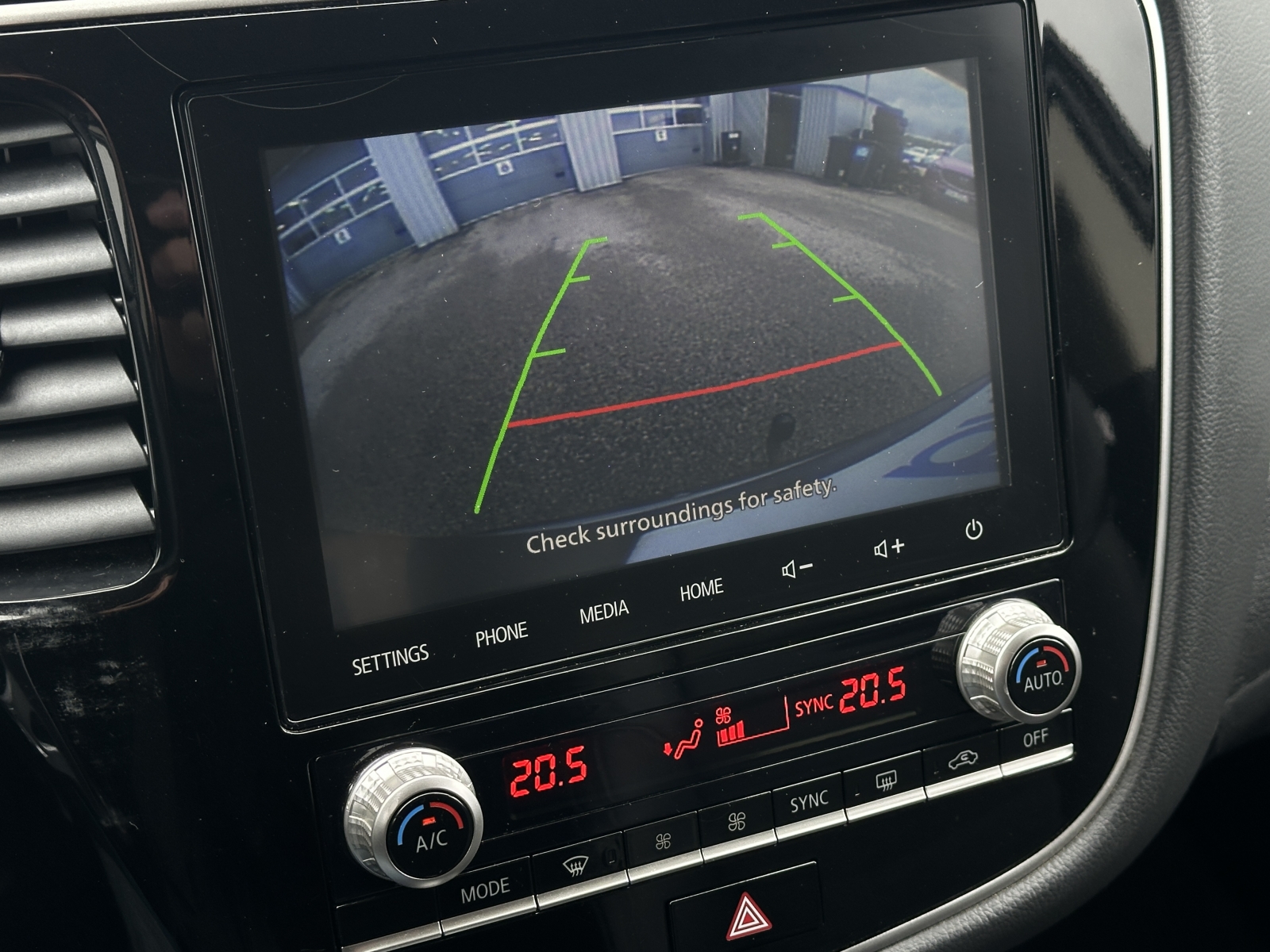 Mitsubishi Outlander Plug-In Hybrid