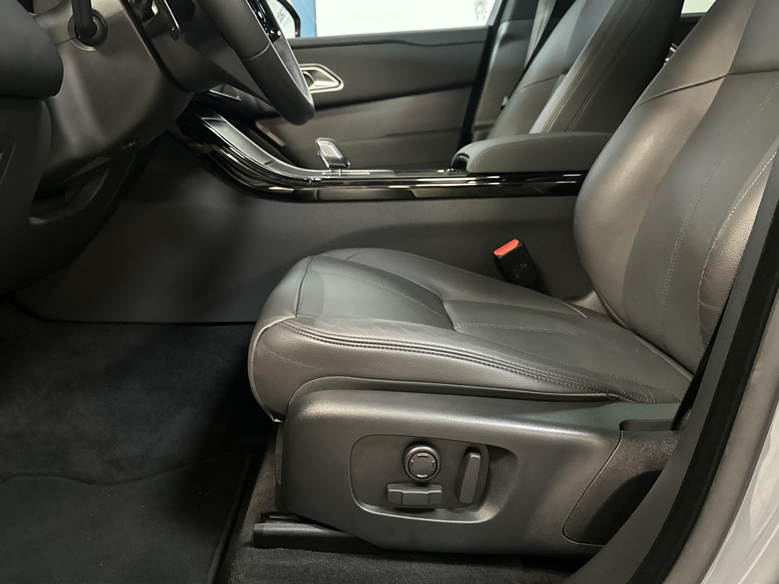 Land Rover Range Rover Velar D200 Dynamic SE