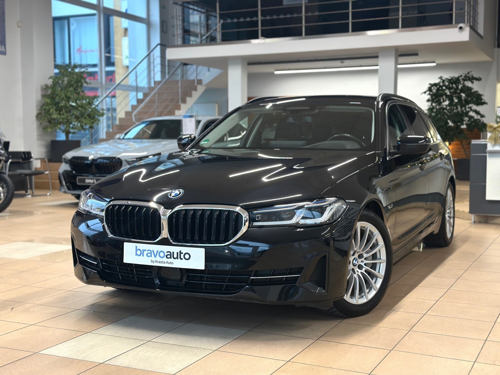 BMW 530 BMW 530e Touring