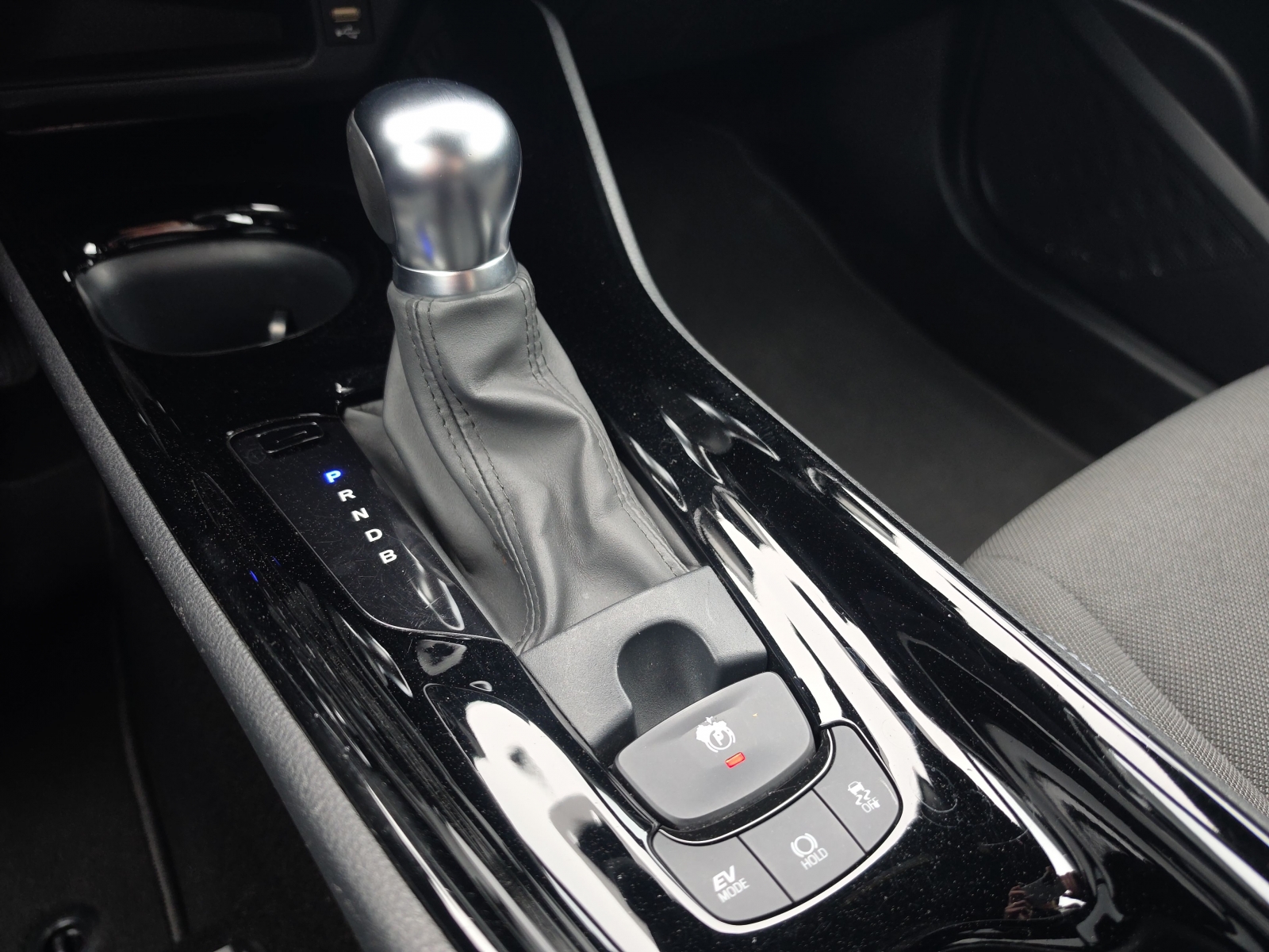 Toyota C-HR Hybrid