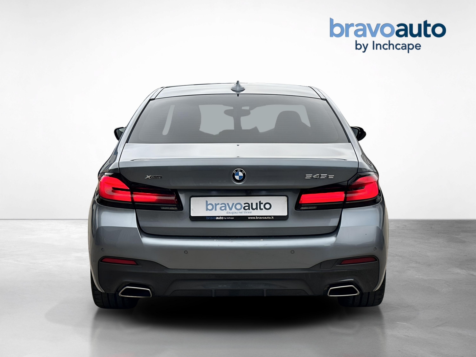 BMW 545 e xDrive