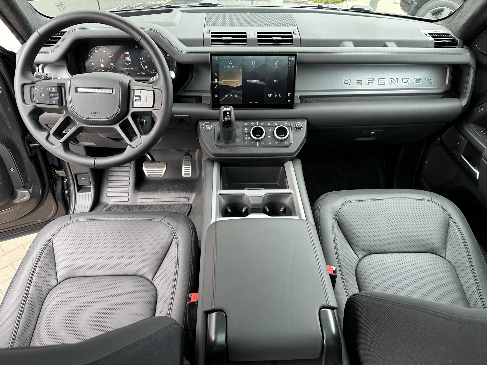 Land Rover Defender D300