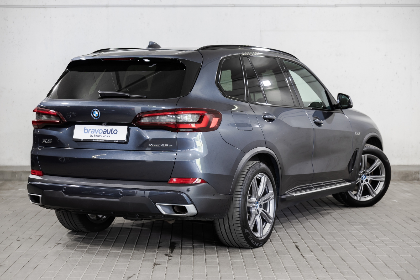 BMW X5 xDrive45e