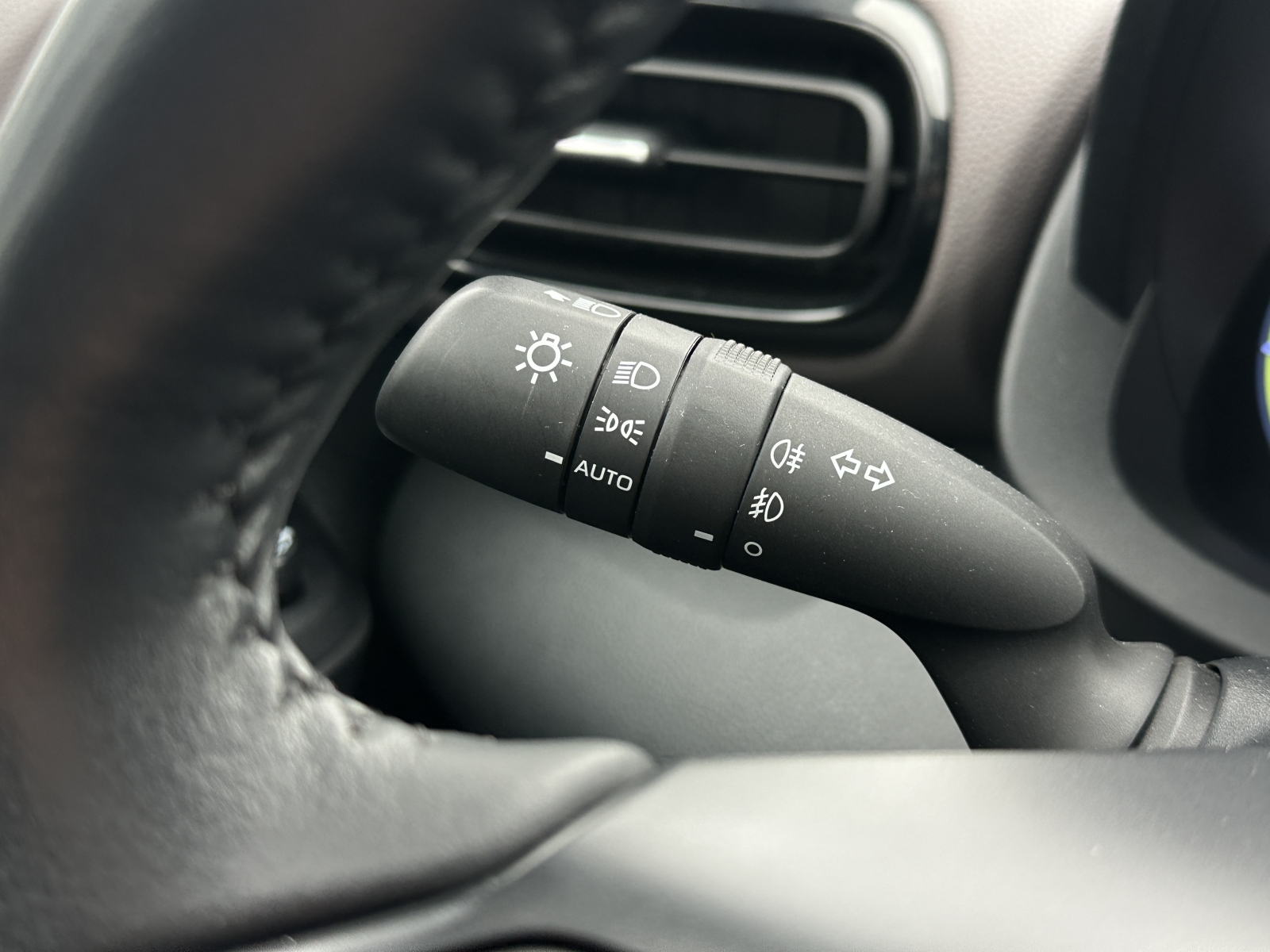 Toyota Yaris Cross  Hybrid