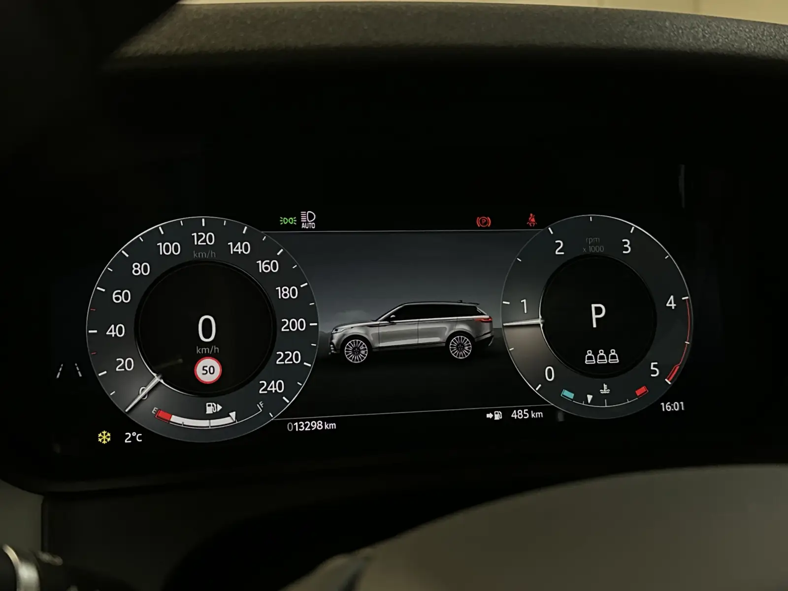 Land Rover Range Rover Velar D200 DYNAMIC SE