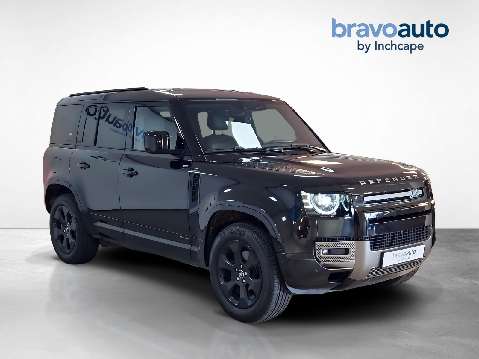 Land Rover Defender D250 MHEV X-Dynamic HSE