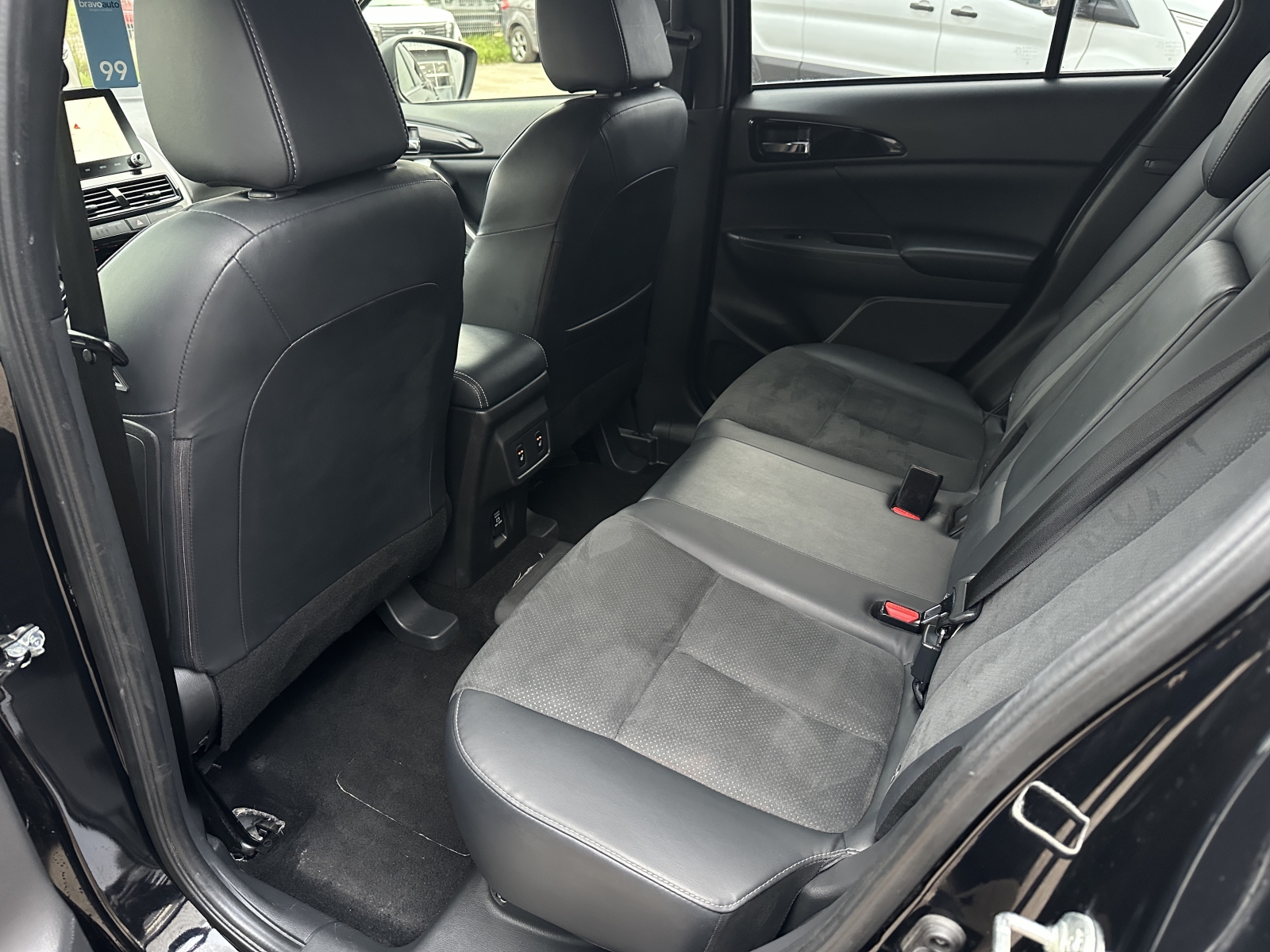 Mitsubishi Eclipse Cross Plug-In Hybrid 4WD