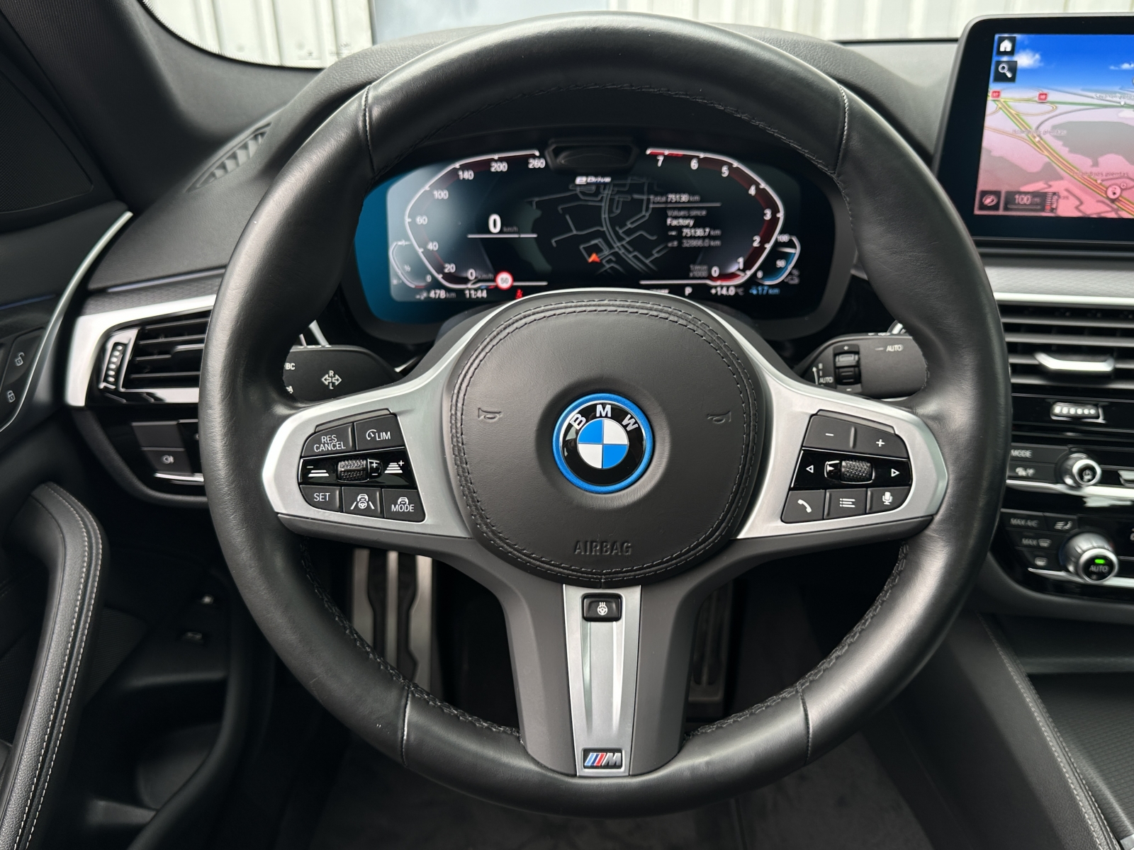 BMW 545 e xDrive