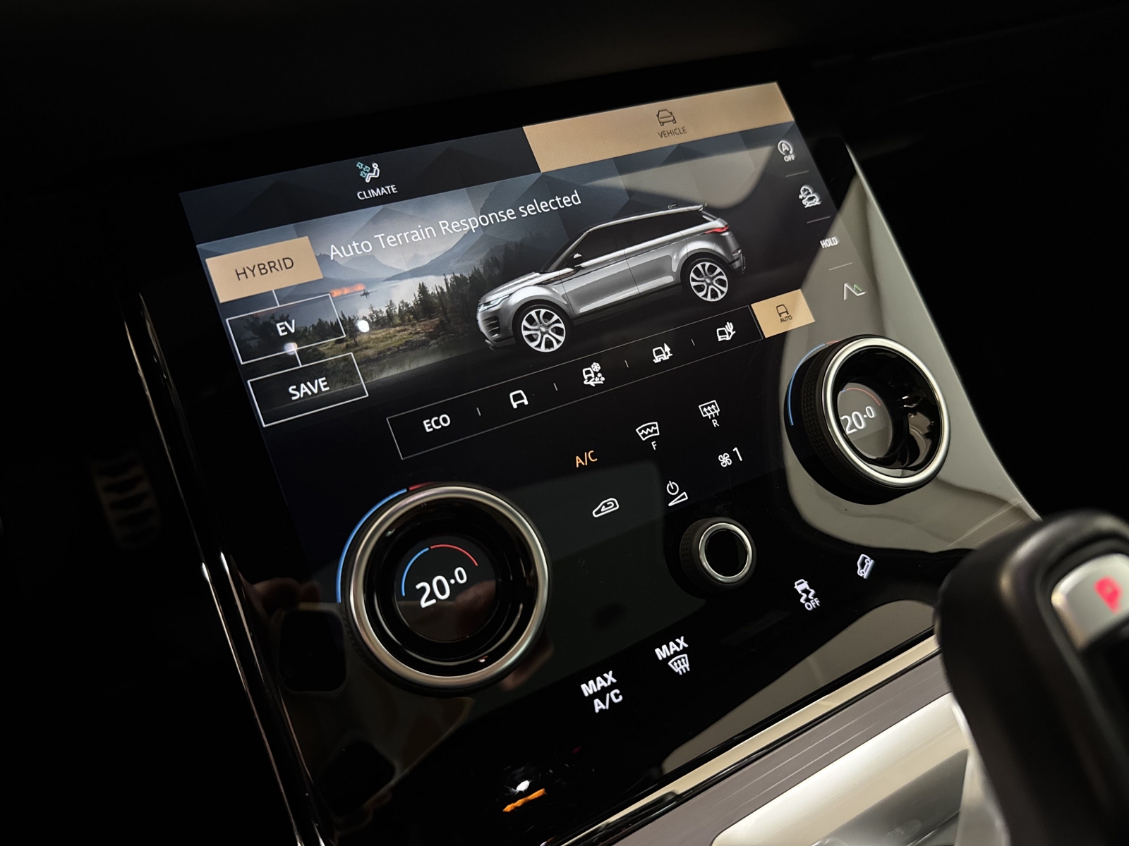 Land Rover Range Rover Evoque P300E Plug-In Hybrid AWD R-Dynamic SE