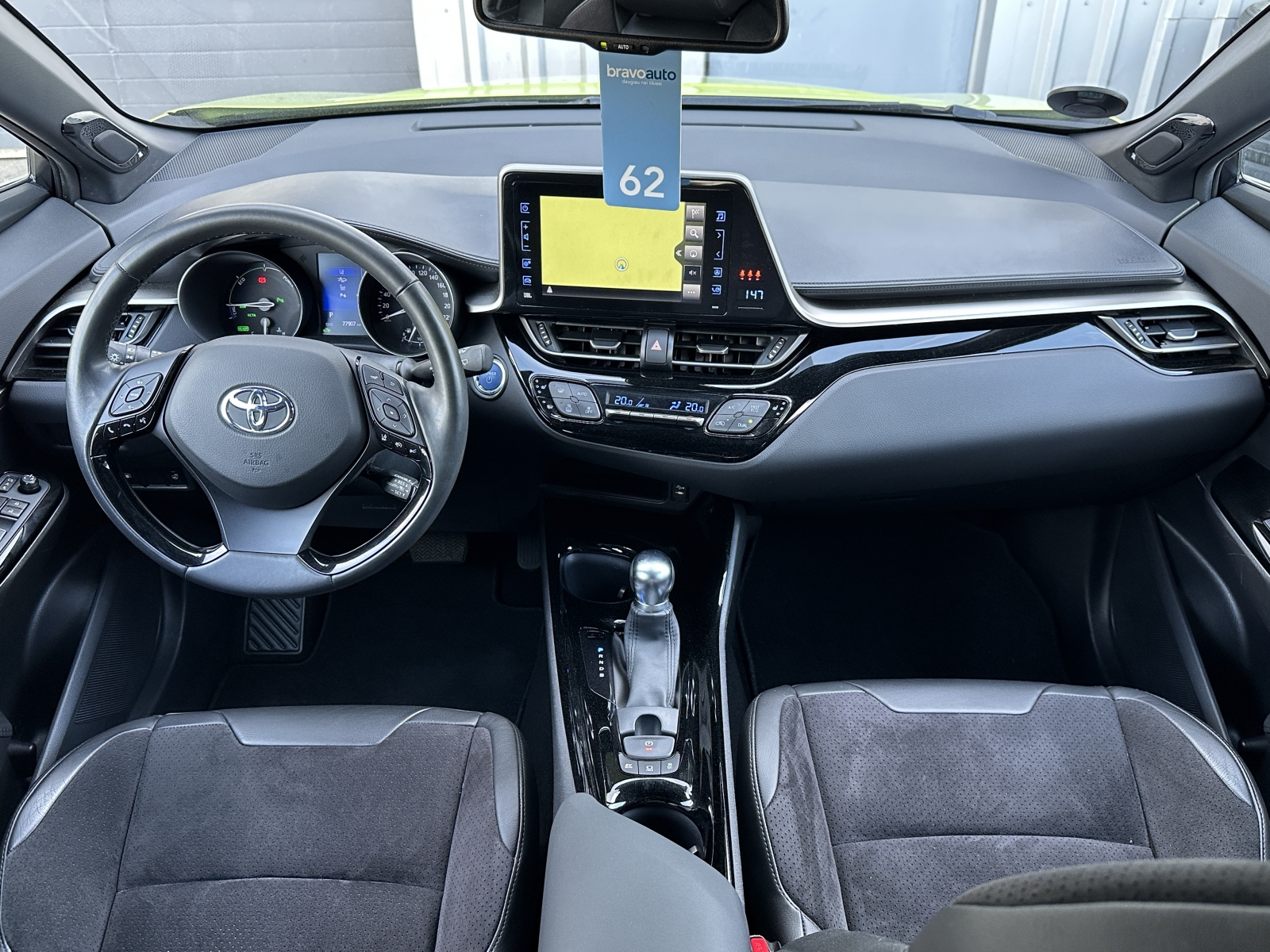 Toyota C-HR Hybrid