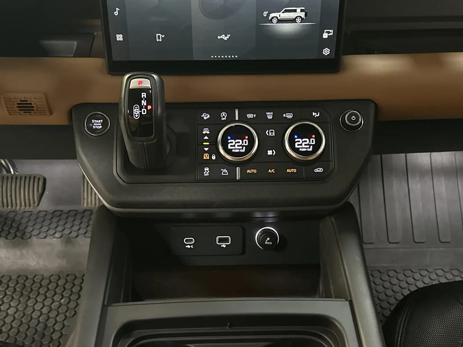 Land Rover Defender HSE R-Dynamic D250