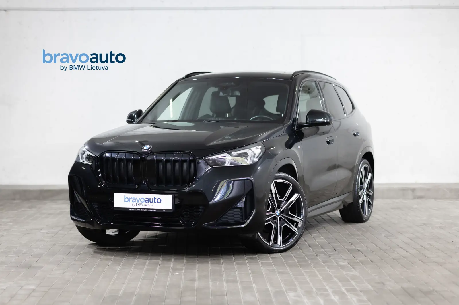 BMW X1 xDrive23i