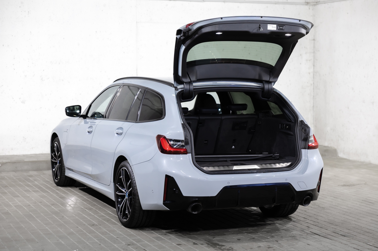 BMW 330 e xDrive