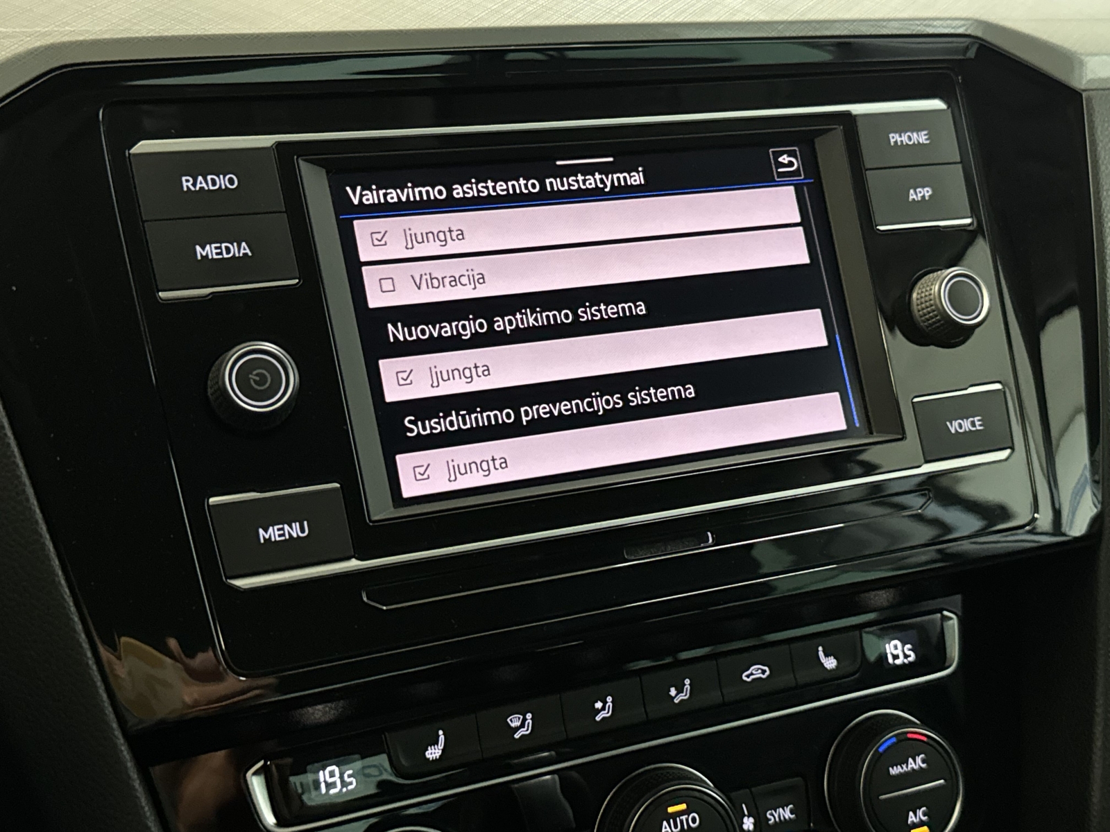 Volkswagen Passat (B8) Comfort Line 4D