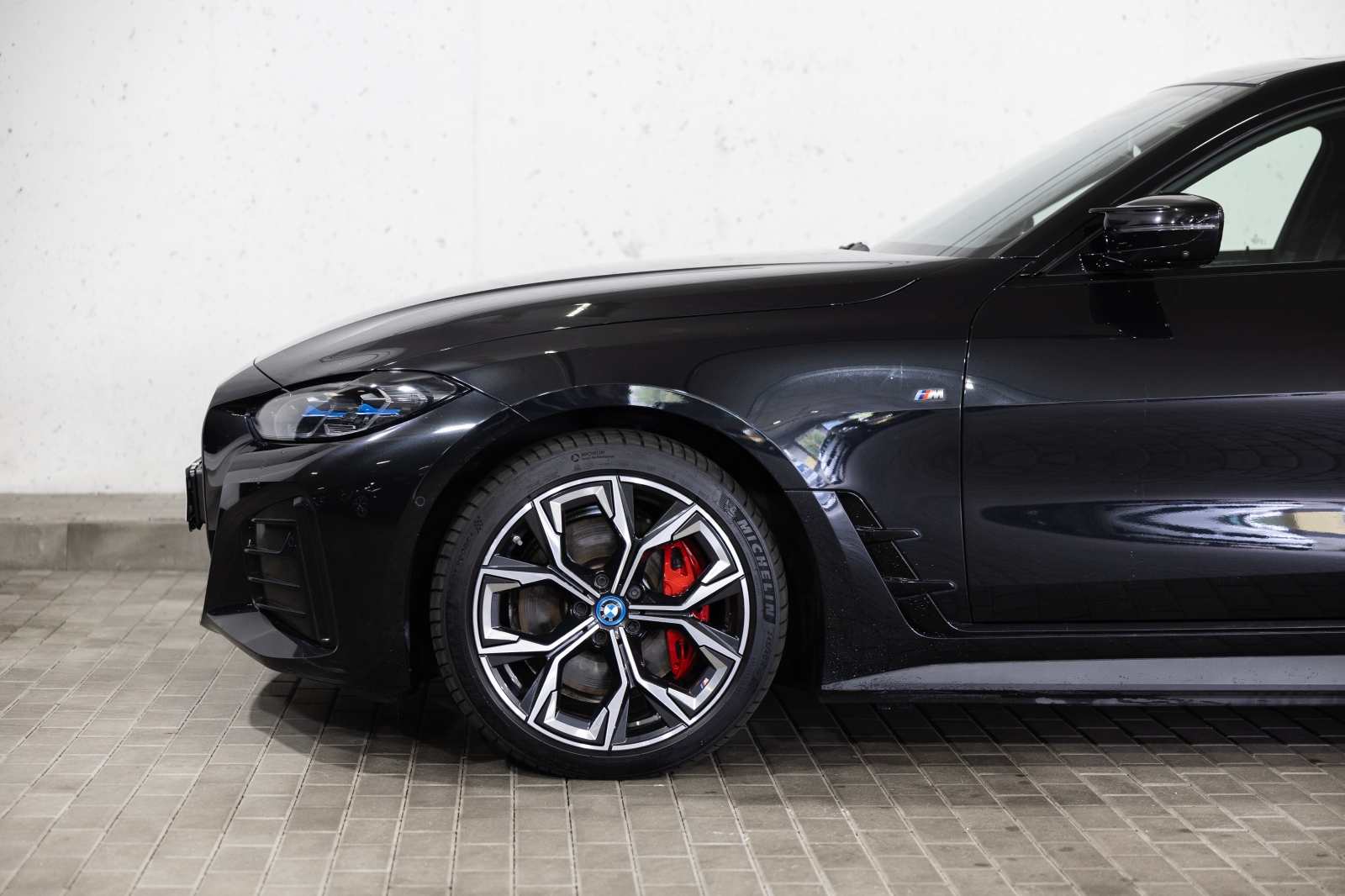 BMW i4 M50
