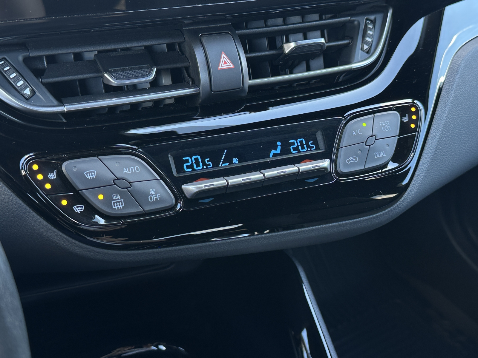 Toyota C-HR Hybrid