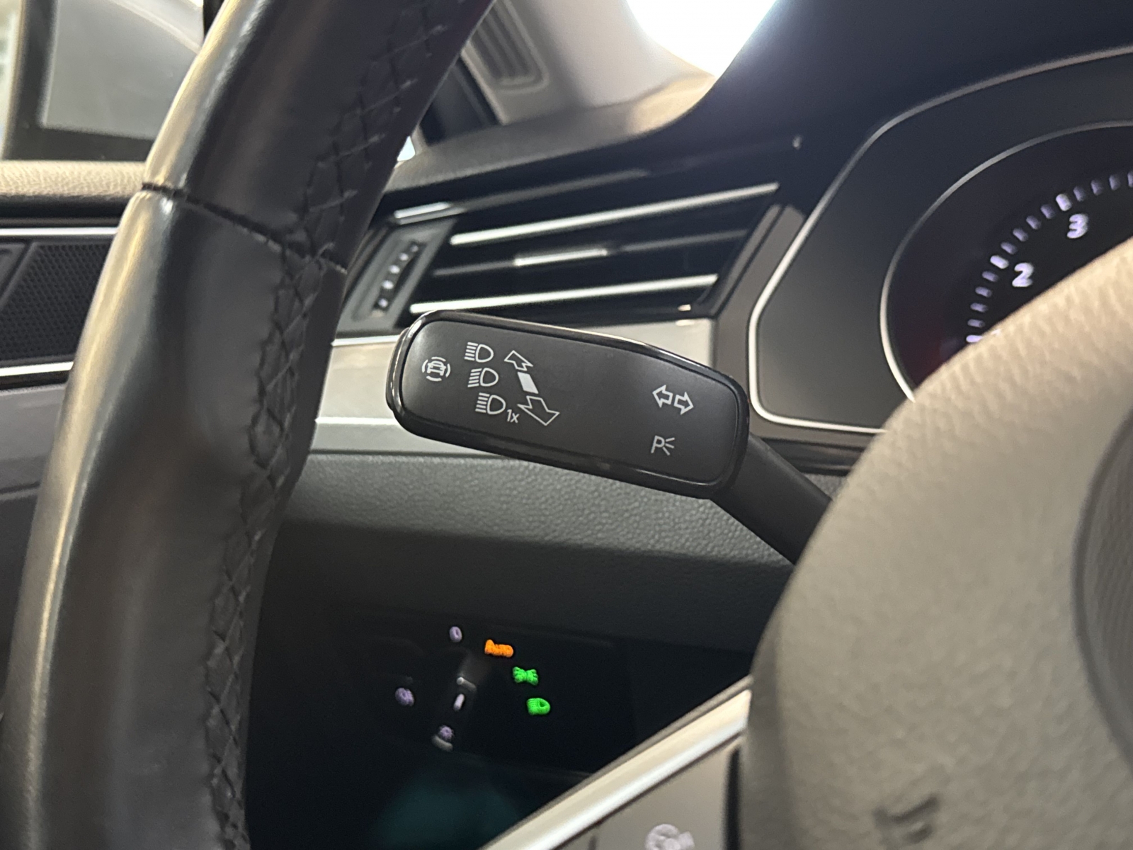 Volkswagen Passat (B8) Comfort Line 4D