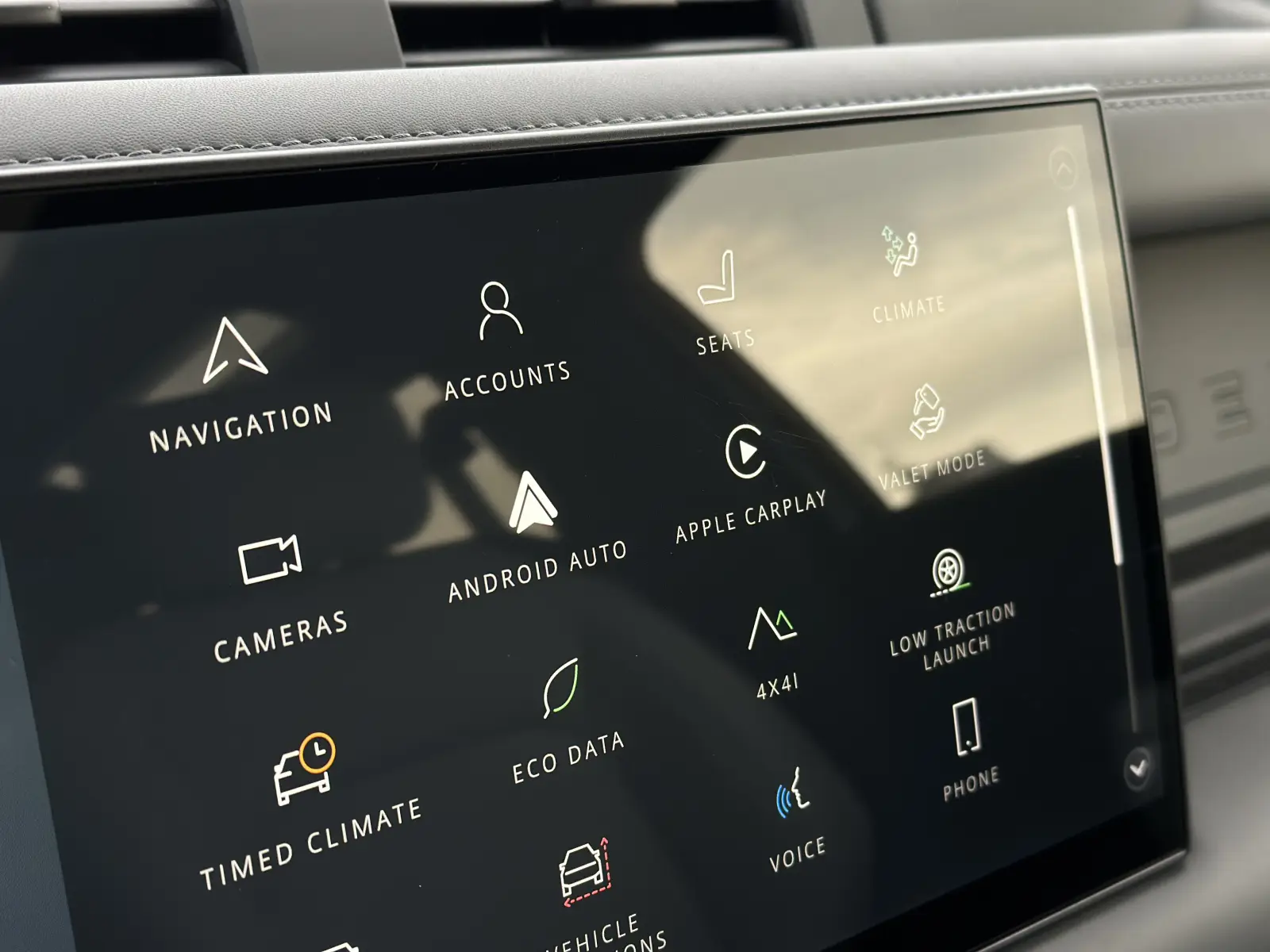 Land Rover Defender DEFENDER 90 D250 X-DYNAMIC HSE