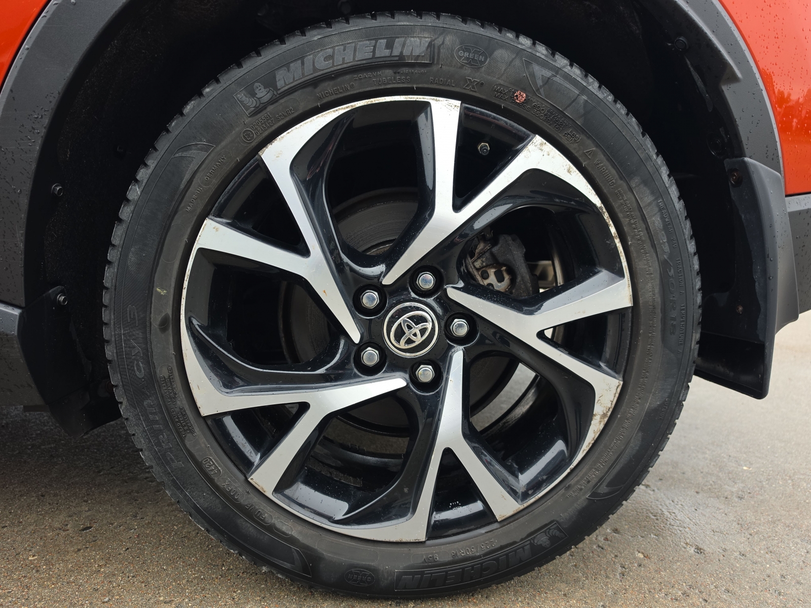 Toyota C-HR Hybrid
