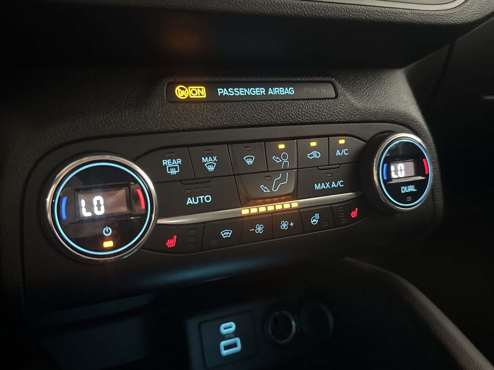 Ford Focus Connected SW MHEV