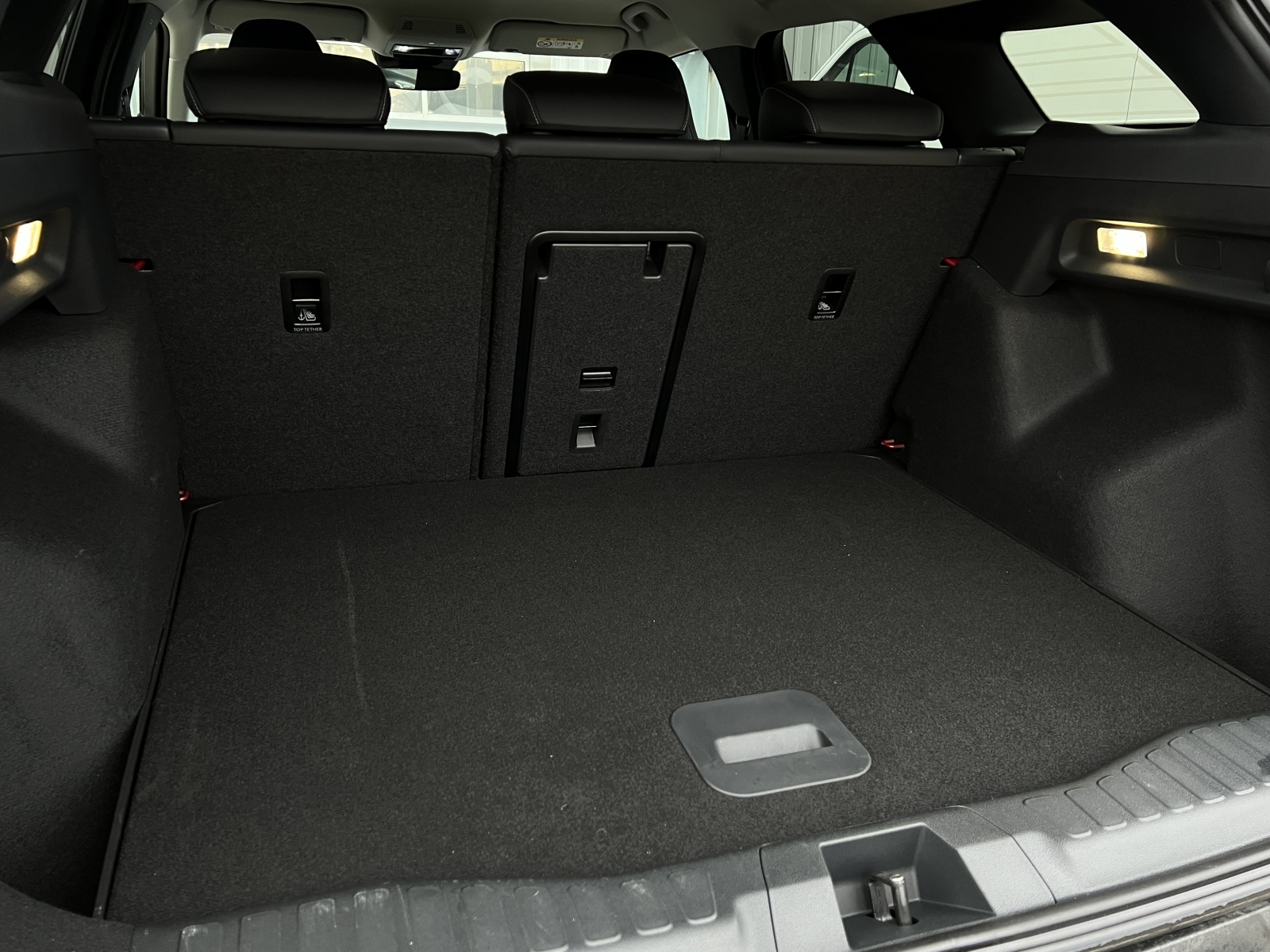 Ford Explorer Premium Extended Range AWD