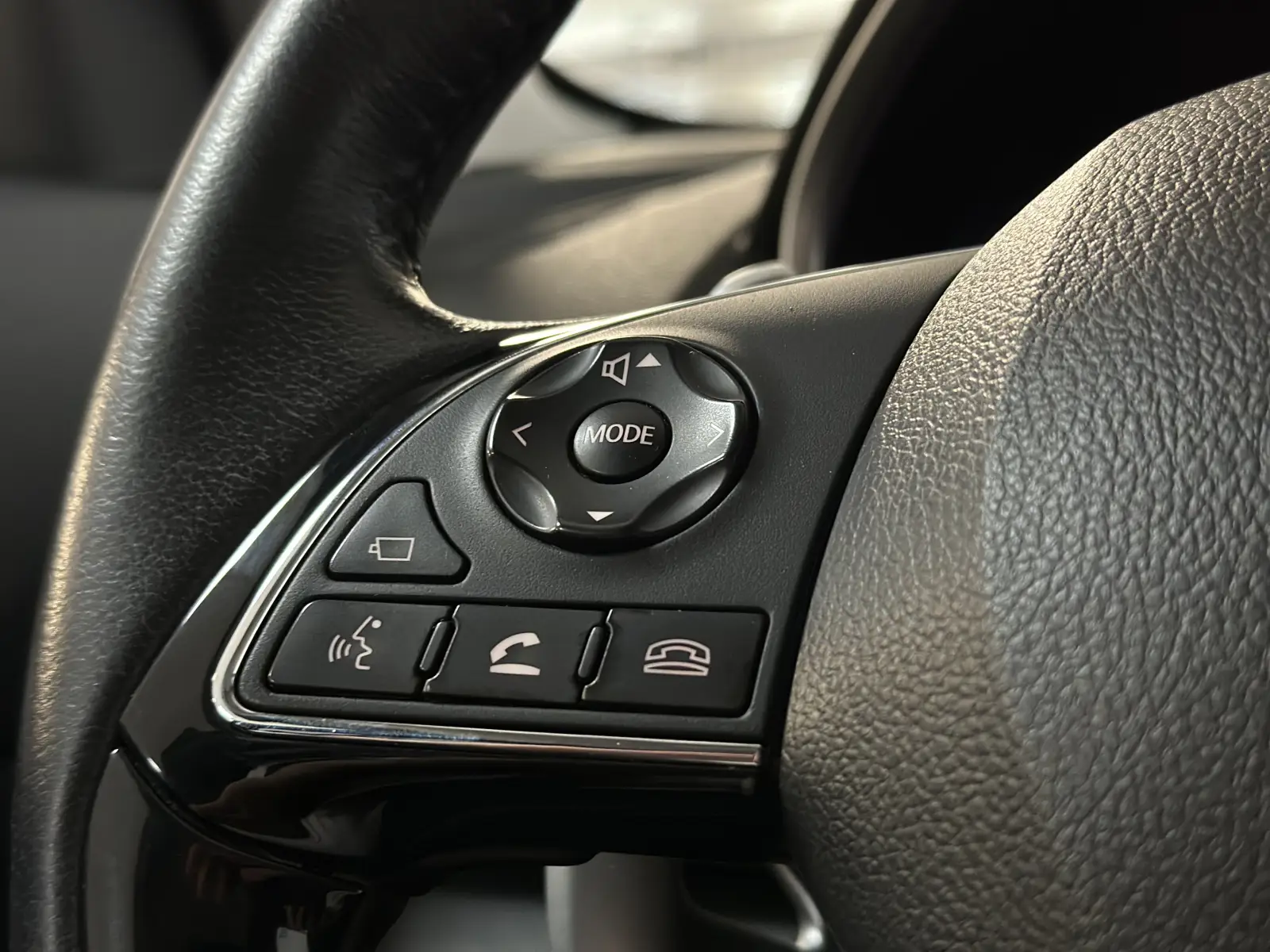 911e0488c9a4d8d5307de9a794b9ceee6a353e05b556c.jpg