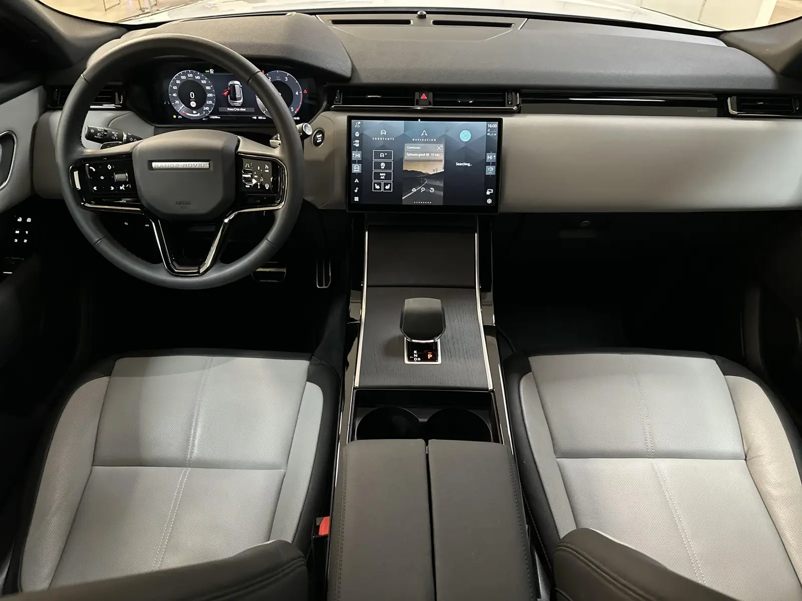 Land Rover Range Rover Velar D200 DYNAMIC SE