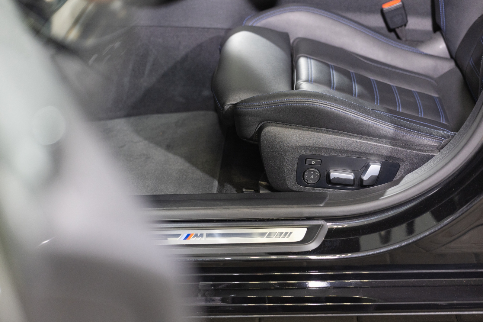 BMW i4 M50