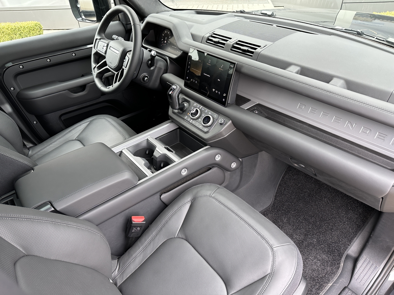 Land Rover Defender D300