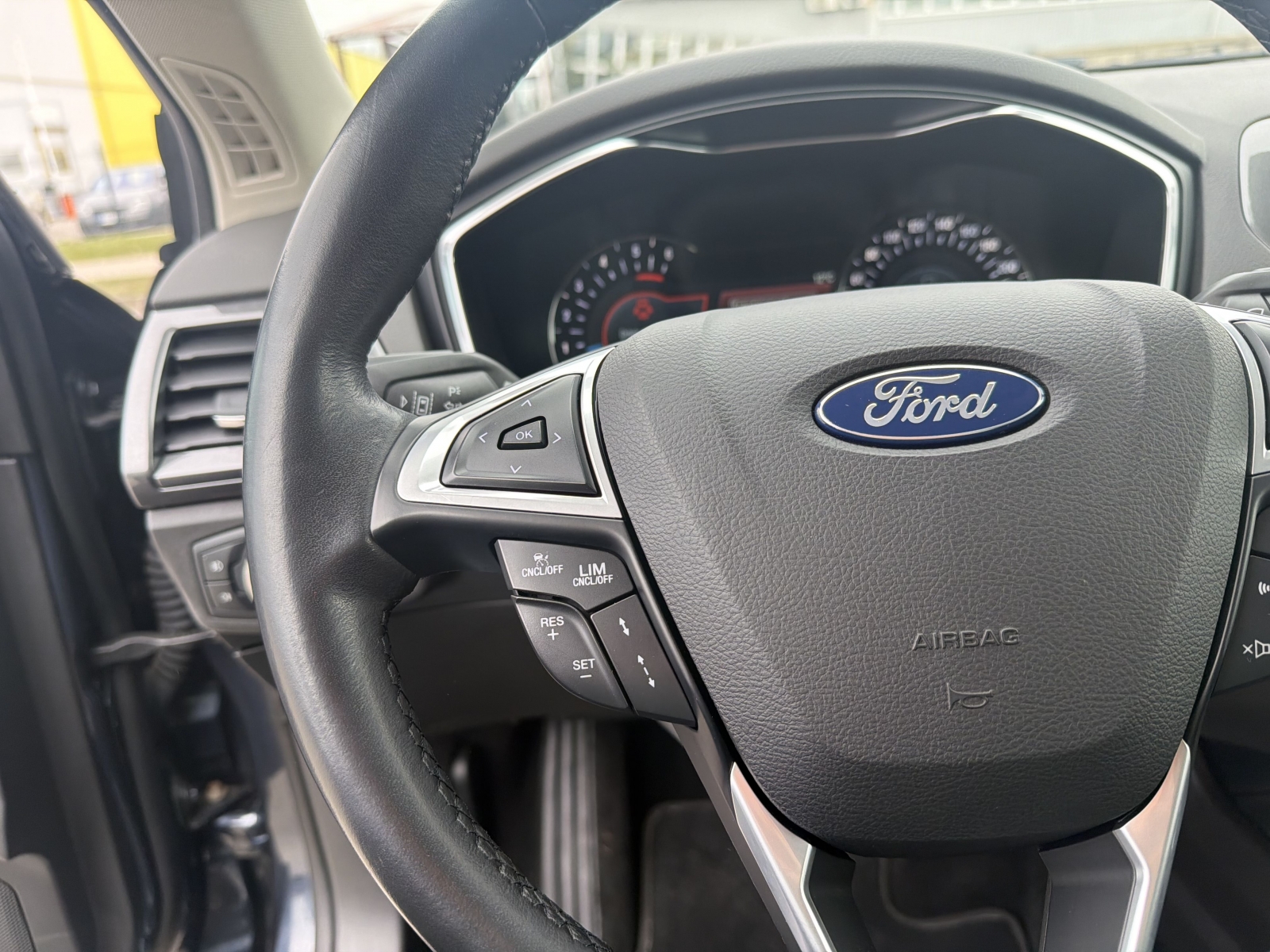 Ford Mondeo Titanium