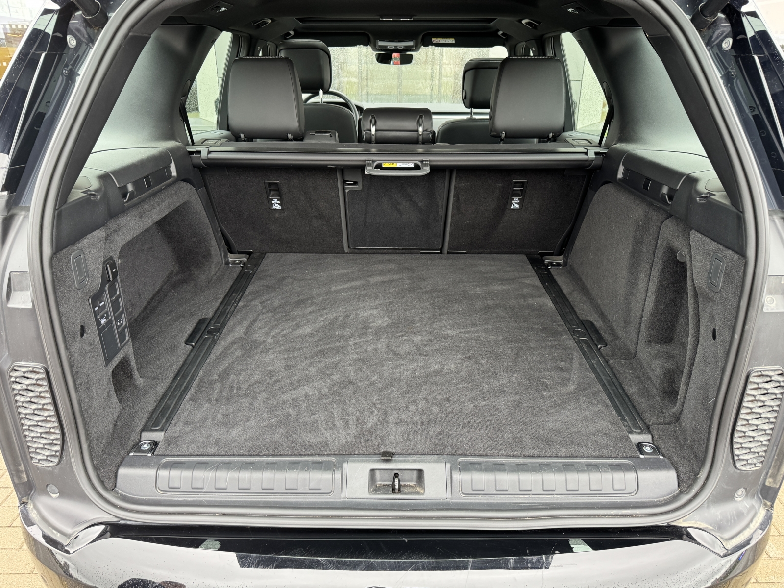 Land Rover Discovery D250 Dynamic SE 3.0