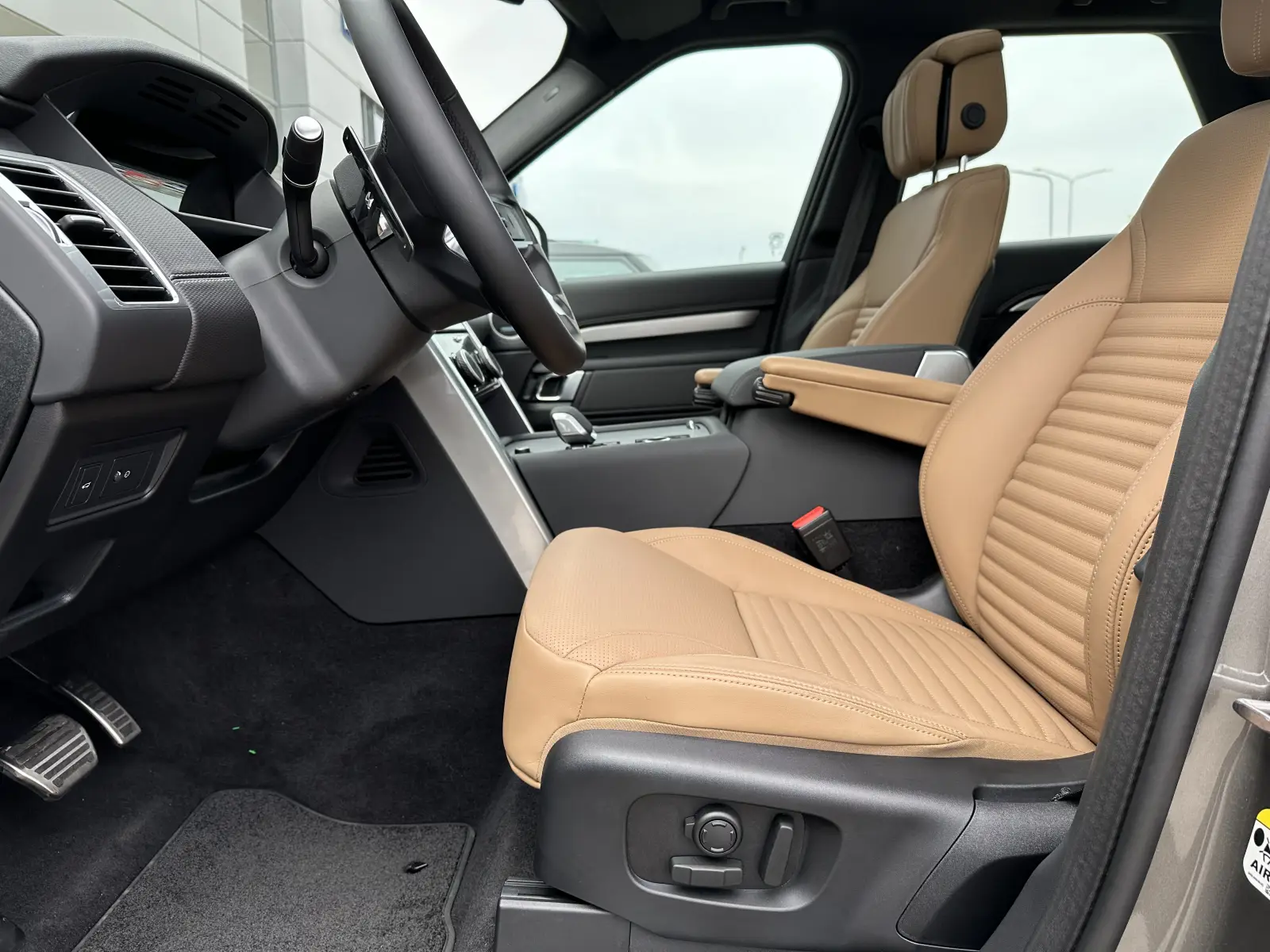 Land Rover Discovery D350 Dynamic HSE