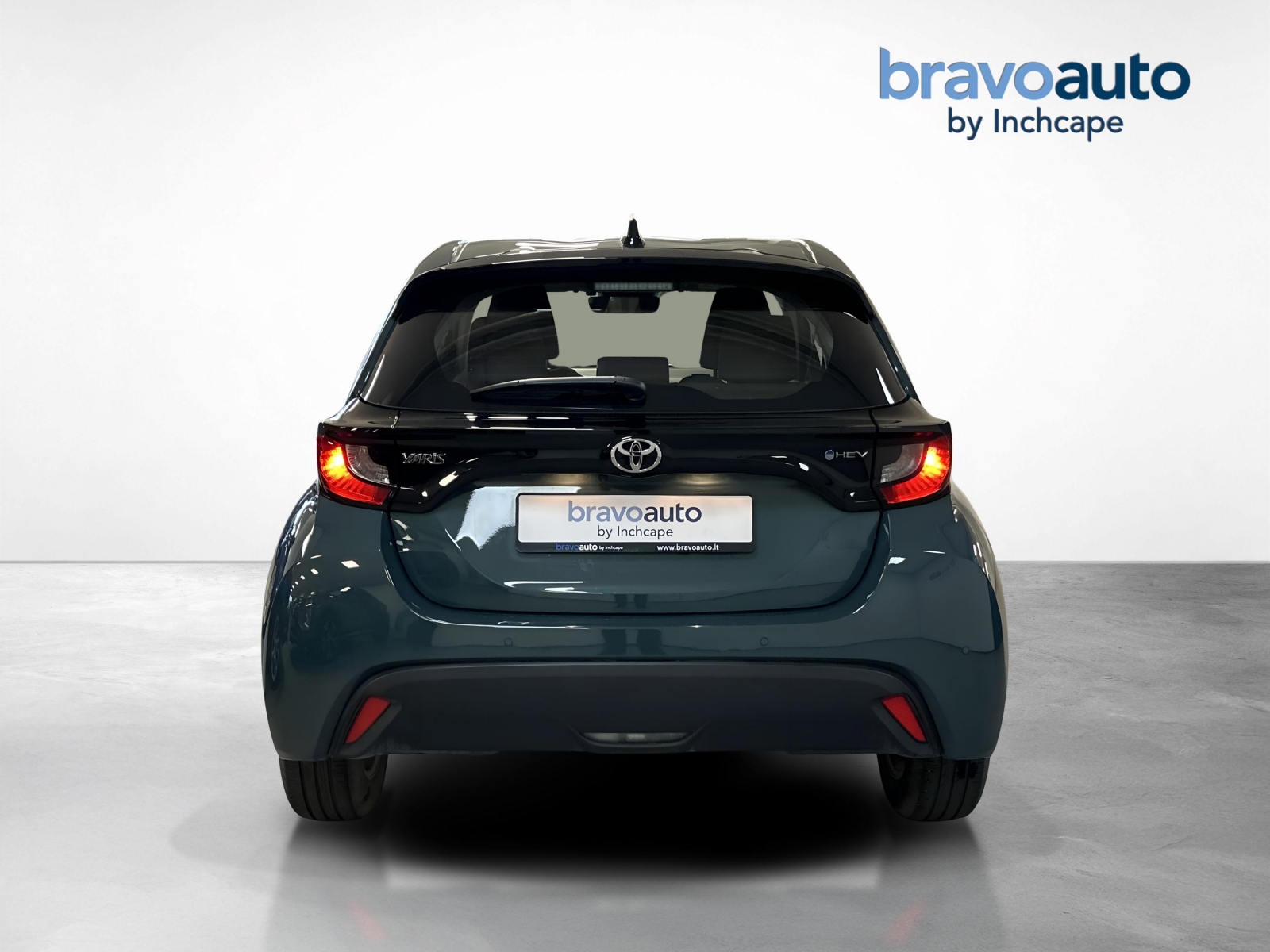 Toyota Yaris ACTIVE HYBRID