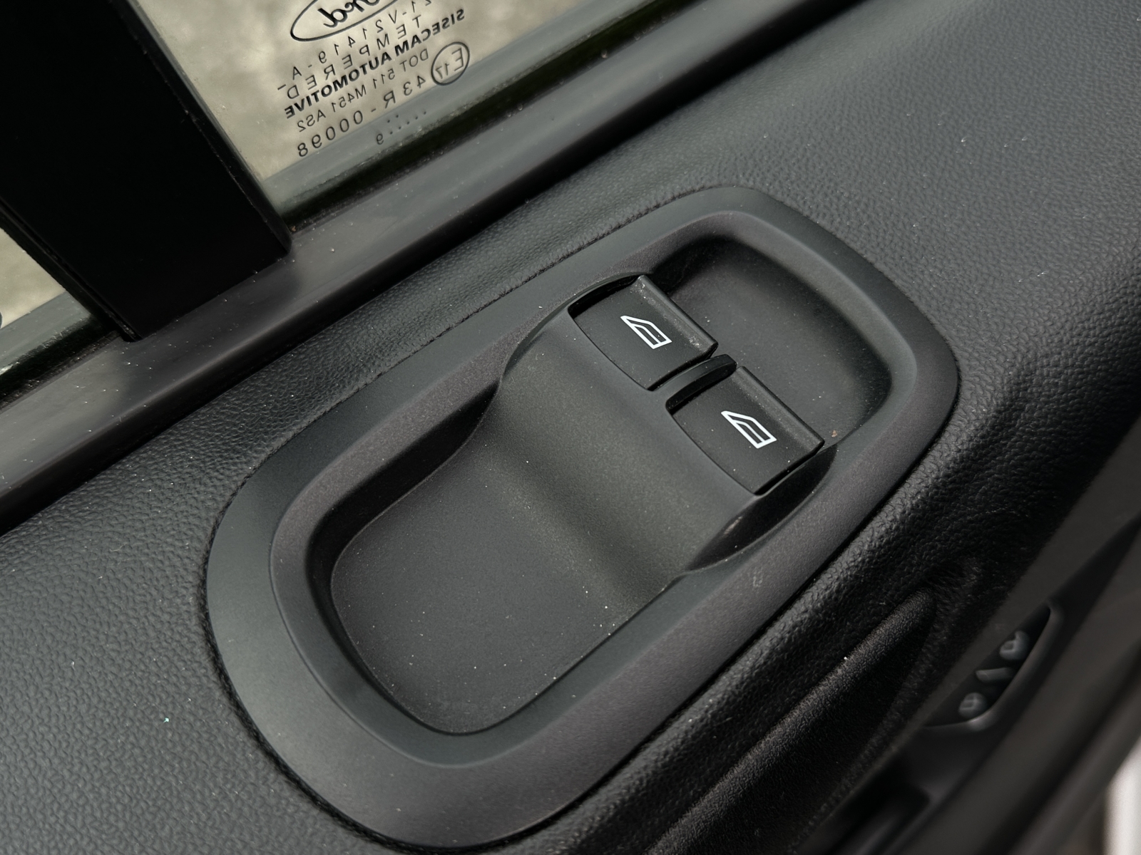 Ford Transit Custom Ambiente Van L1H1