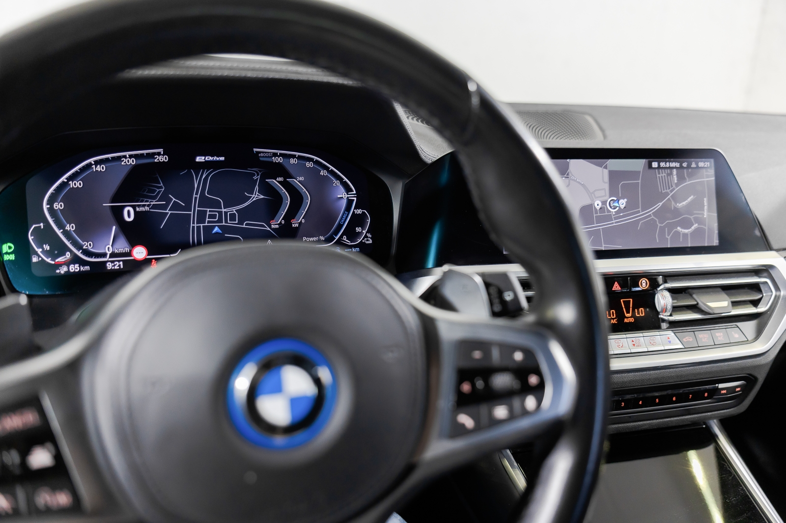 BMW 330 e