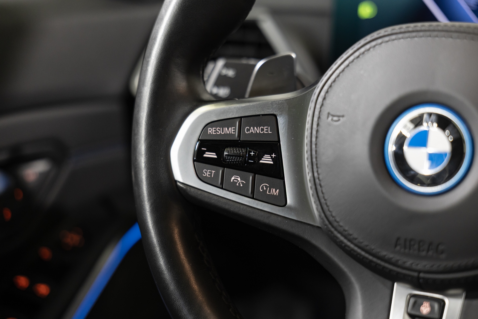 BMW 330 e