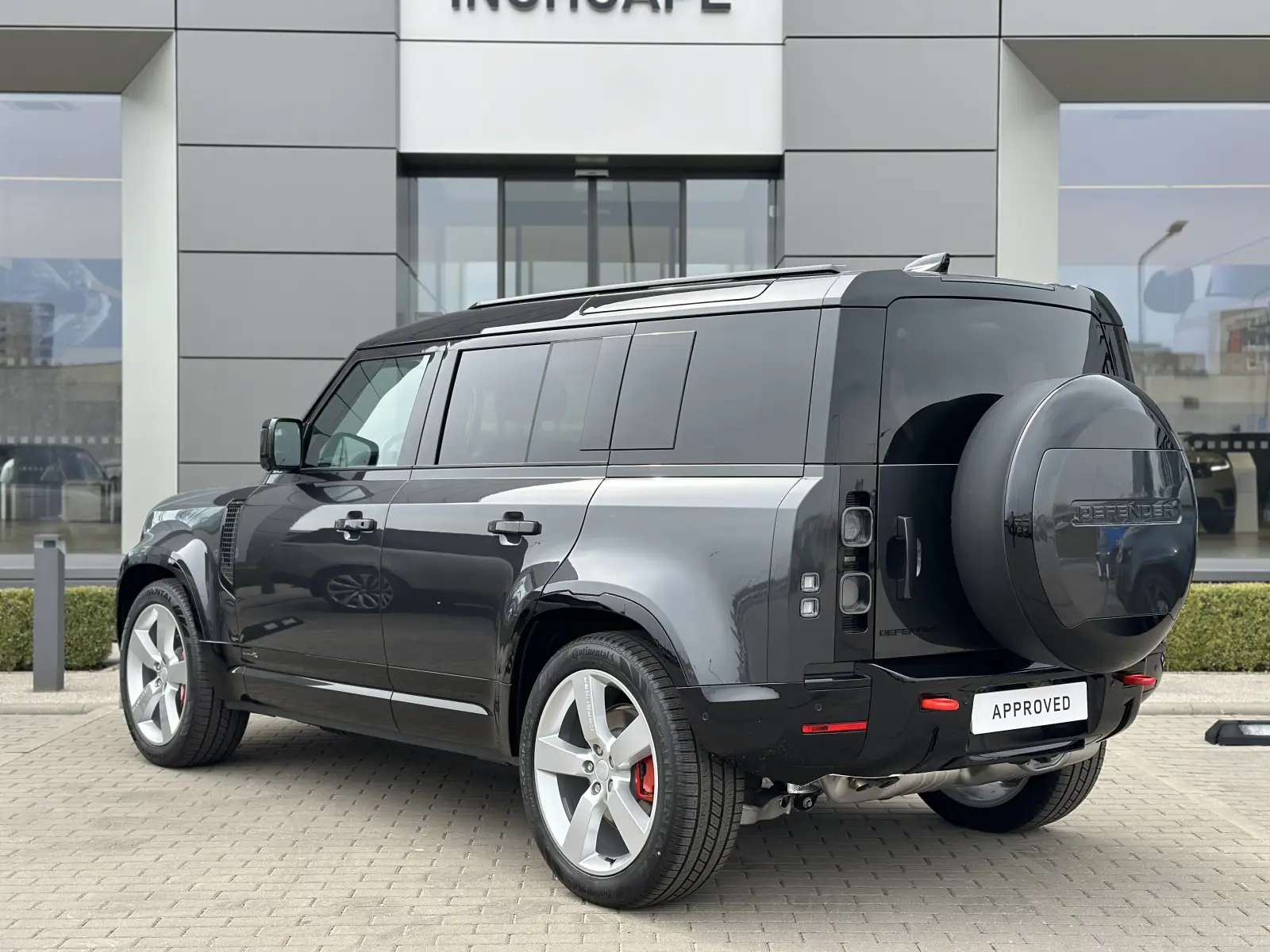 Land Rover Defender D300