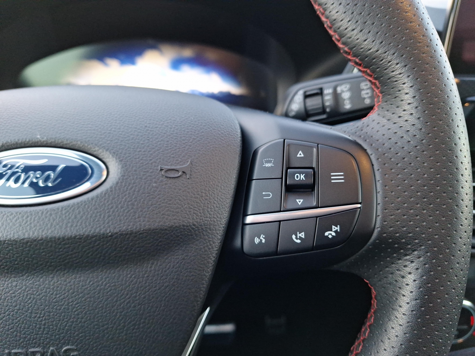 Ford Kuga ST-line PHEV